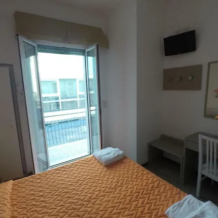 Alevon Hotel 3*