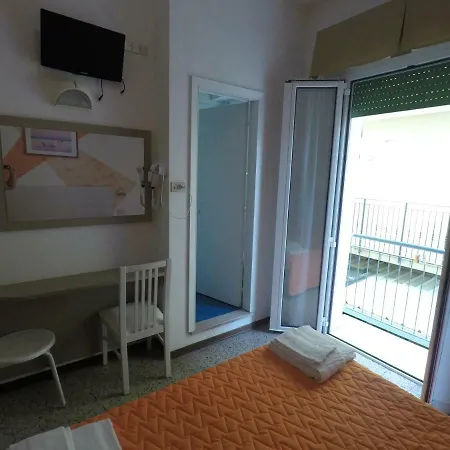Alevon Hotel 3*