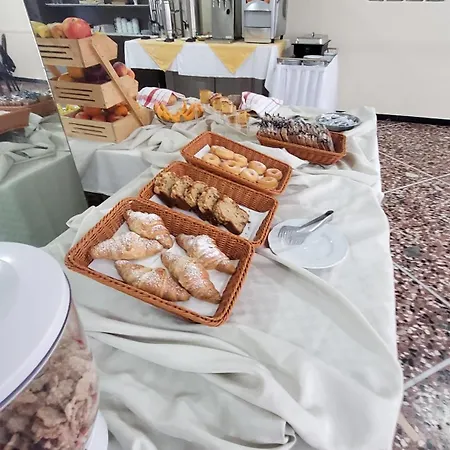 Alevon Hotell Rimini