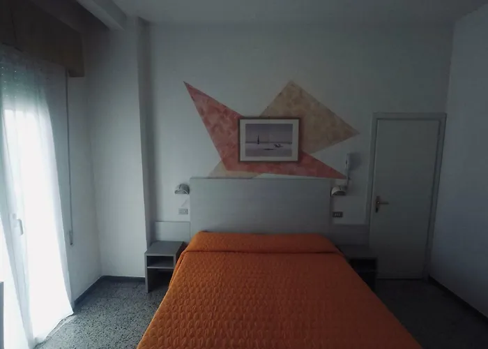 Alevon Hotel 3*